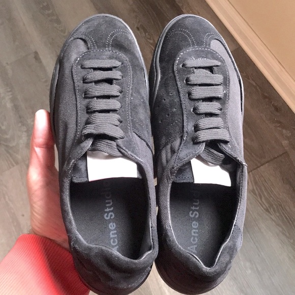 Acne Studios - Picture 9 of 16